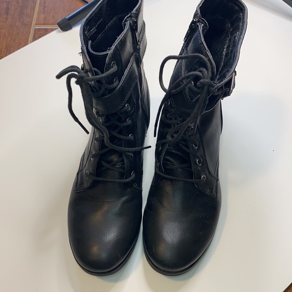 Style and Co. black faux leather combat boots - Picture 2 of 12